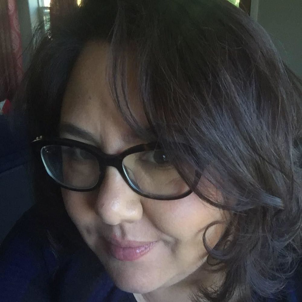 Meet your Posher, Rena